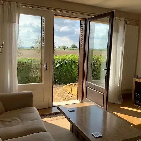 Le Petit Coin With Pool, Near Aubeterre Sur Dronne