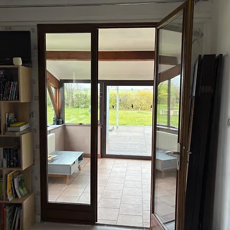 בית נופש Le Petit Coin With Pool, Near Aubeterre Sur Dronne Saint-Romain (Charente)